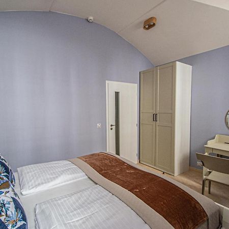 Modern And Spacious Apartments In City Center براغ المظهر الخارجي الصورة